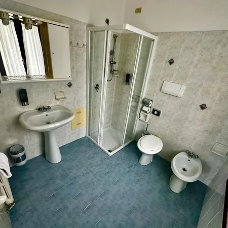 Hotel Silvana Garni Limone sul Garda Extérieur photo